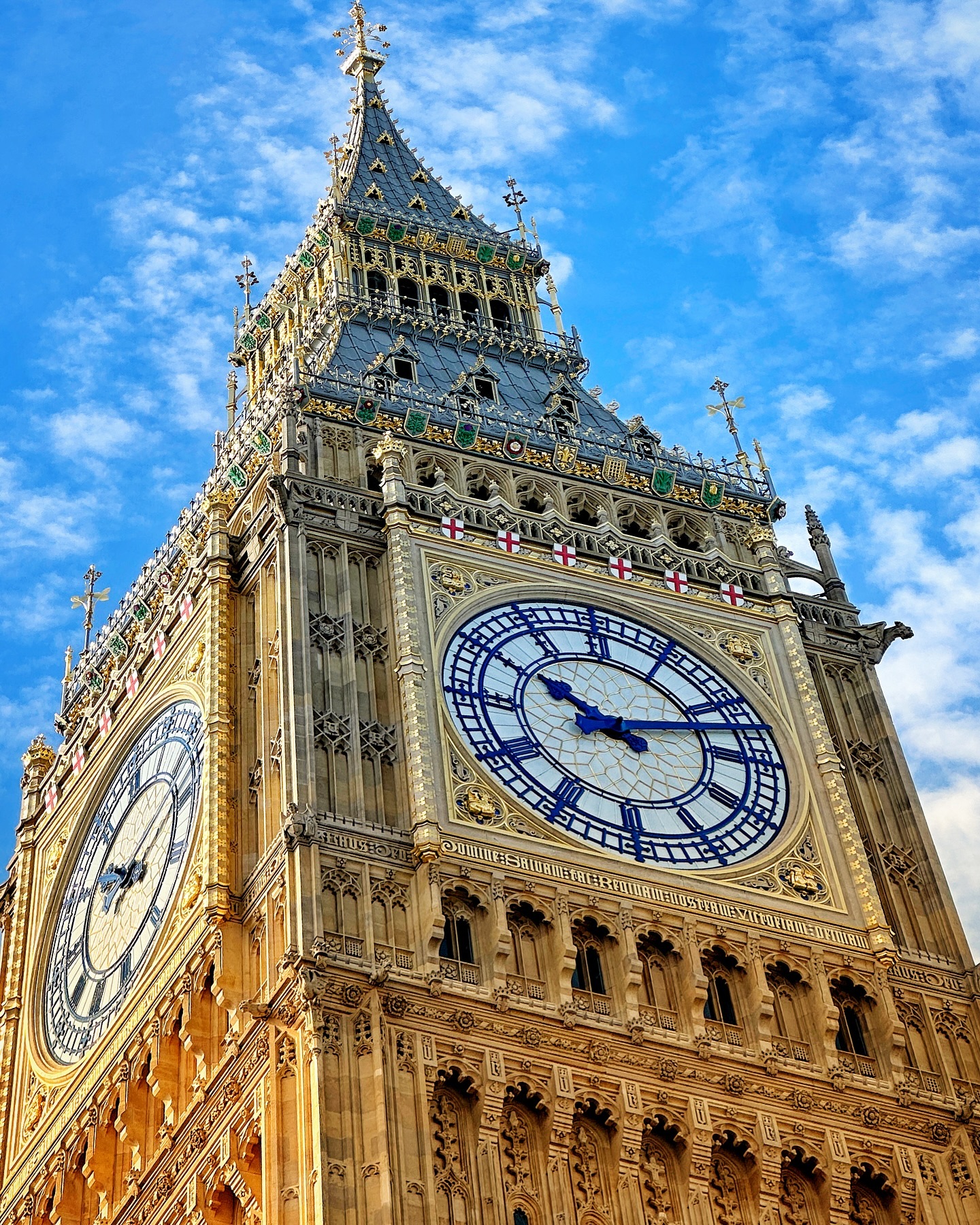 Big Ben and the Palace of Westminster in golden evening light